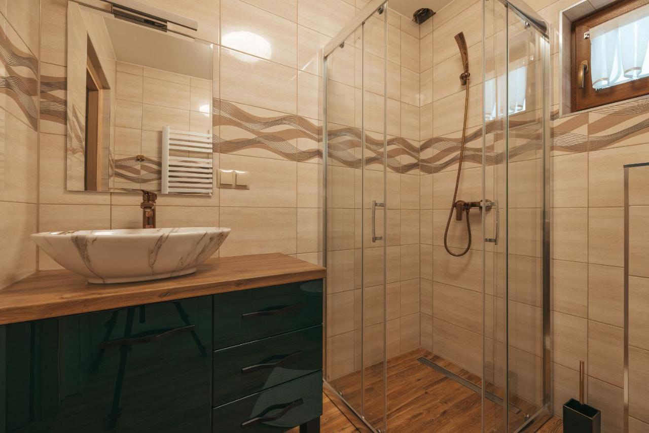 Apartamenty Grand Tatry - Sauna I Jacuzzi Wliczone W Cene Pobytu - 10 Minut Pieszo Od Term Bania Bialka Tatrzanska Exterior photo