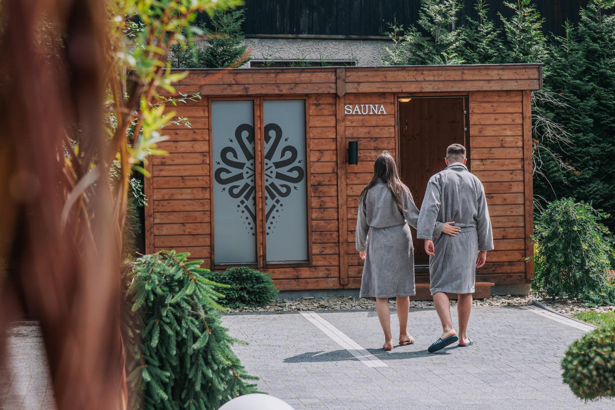 Apartamenty Grand Tatry - Sauna I Jacuzzi Wliczone W Cene Pobytu - 10 Minut Pieszo Od Term Bania Bialka Tatrzanska Exterior photo